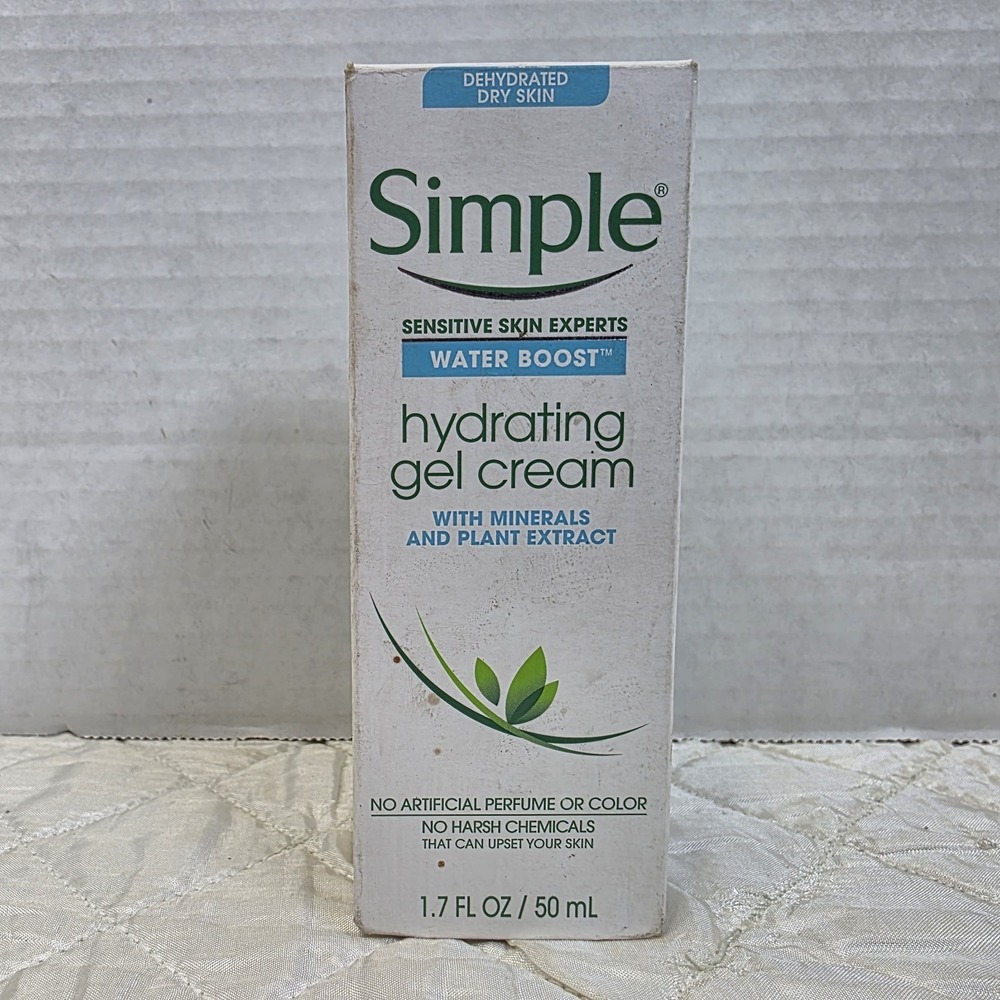 Simple Water Boost Hydrating Gel Cream, Face Moisturizer, 1.7 oz